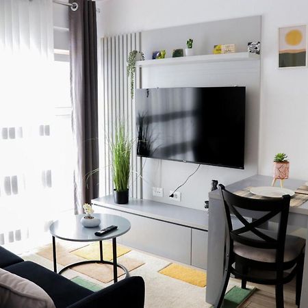 Comfy Studio At 'Mangalem21 Complex' Parking-Wifi-Ac-View Tirana Exterior foto